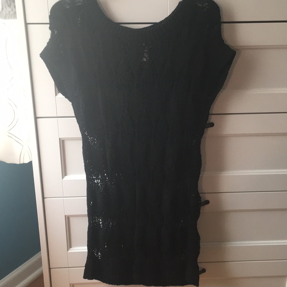 Chico’s Knitted Top- BUY 2 GET 1 FREE!!